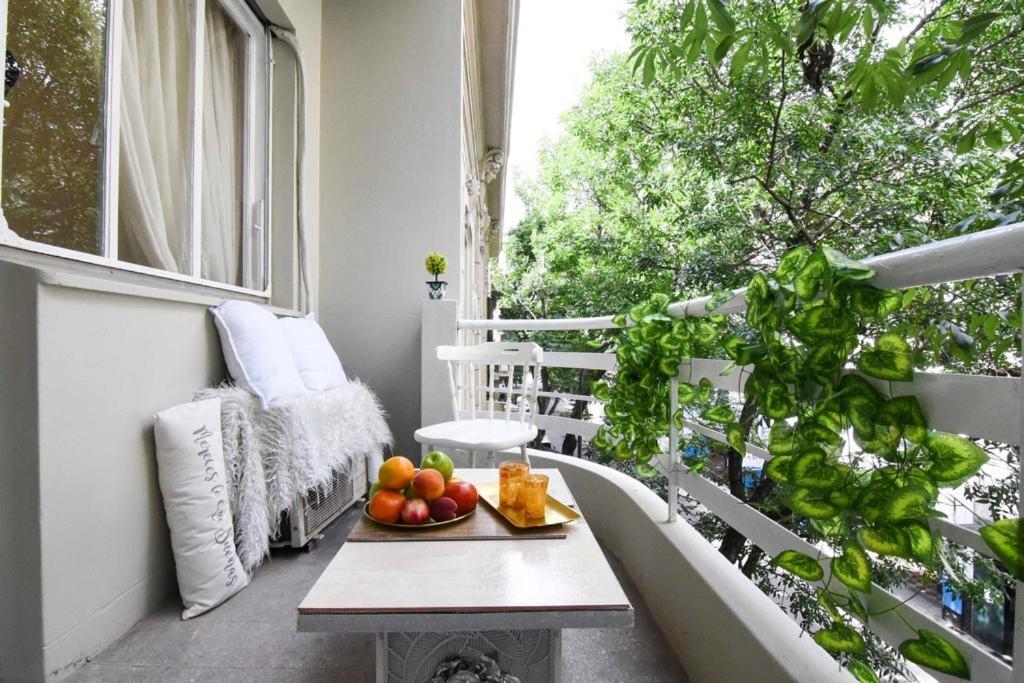 Dpto. En Recoleta: Calido, Proximo Y Confortable Buenos Aires Exterior photo